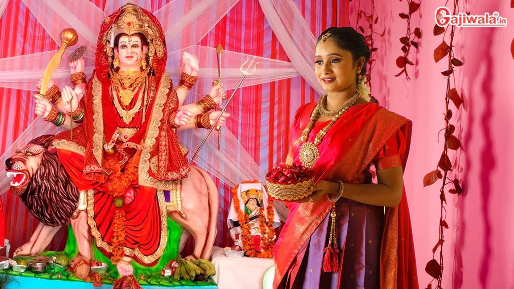 Stunning Garba Nights: Navratri Outfit Ideas - Gajiwala