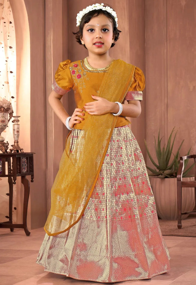 Gajari Banarasi Kids Lehenga Style With Musterd Net Dupatta