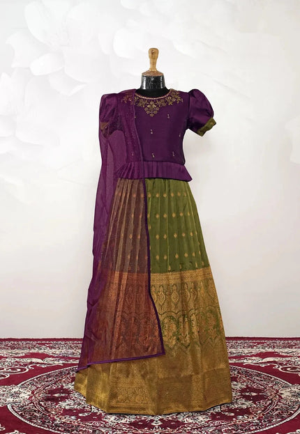 Mehendi Kids Contrast-Trim Langa Voni Girls Ornate Motif Pattu Pavadai