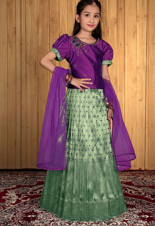 Morpich Banarasi Kids Lehenga Style With Purple Net Dupatta