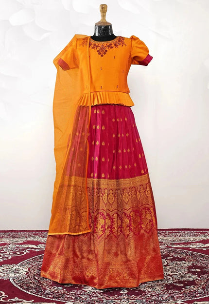 Rani Kids Contrast-Trim Langa Voni Girls Ornate Motif Pattu Pavadai