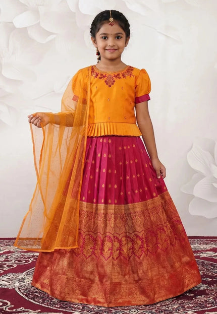 Rani Kids Contrast-Trim Langa Voni Girls Ornate Motif Pattu Pavadai