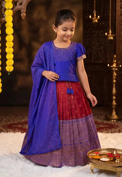 Red Kids Linear-Embellished Langa Voni Girls Wide-Border Lehenga